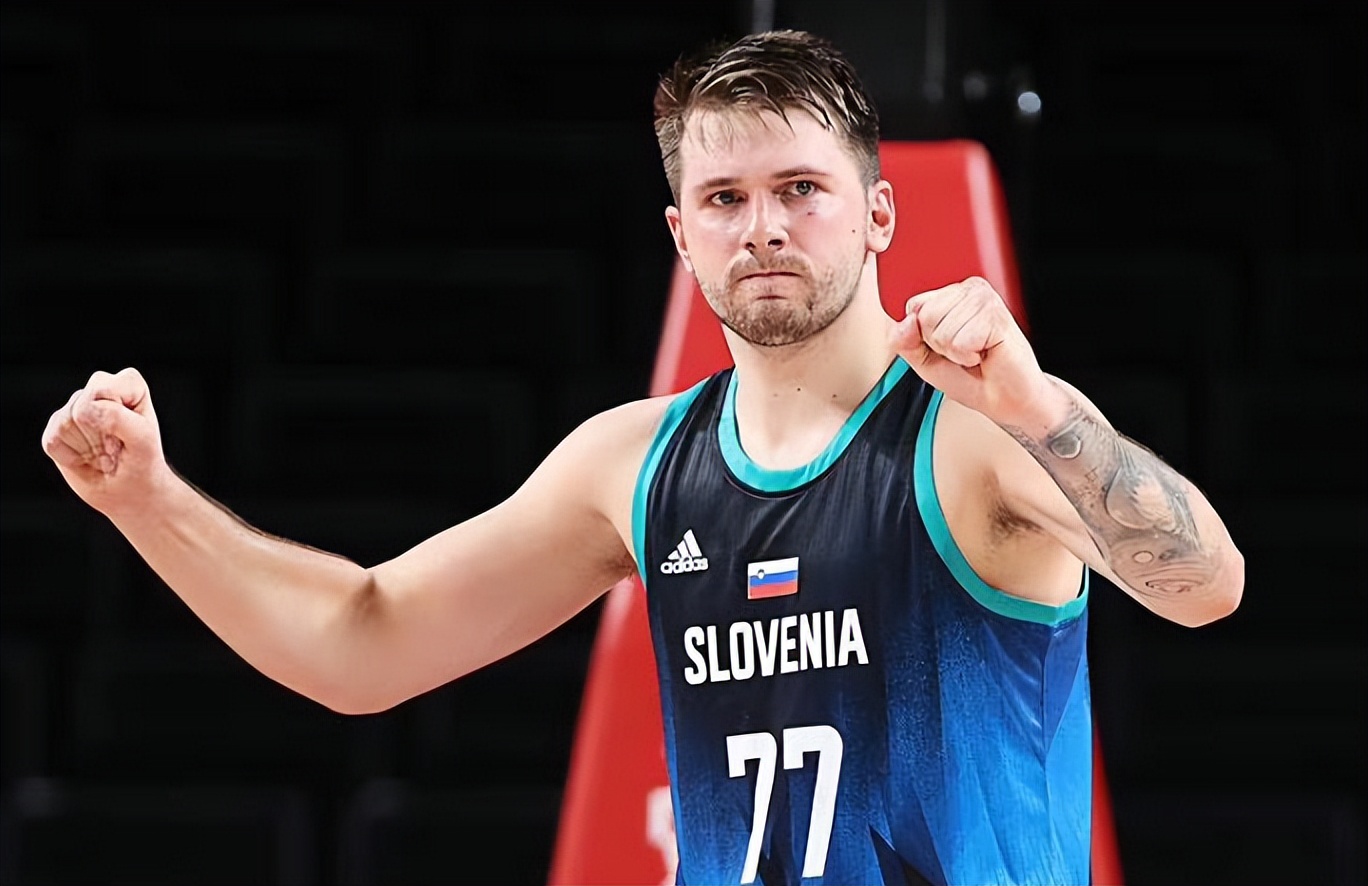 统治表现！韩旭狂轰28+13带队三连胜，正负值高达+35（韩旭爆砍28分13板率队豪取三连胜，正负值+35尽显统治力）