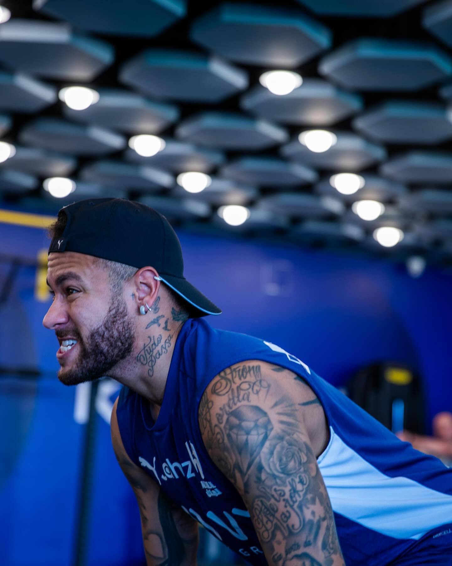 媒体人：赛事传播损失很大！央视每日仅转1场CBA比赛（媒体人称赛事传播受损严重：央视每天仅播一场CBA）