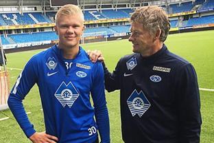 本赛季阿根廷球员欧冠参与进球榜：阿尔瓦雷斯6粒居首（阿根廷球员本赛季欧冠参与进球排行：阿尔瓦雷斯以6球领跑）