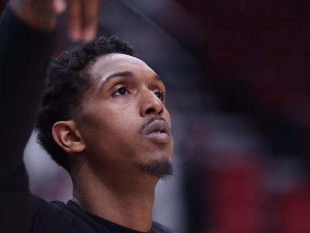 广东男篮末节逆转击败山东（广东男篮末节翻盘战胜山东）