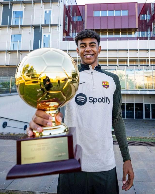 能否终结7连败？多诺万：怀特等4人可出战&3人有时间限制（能否止住7连败？多诺万：怀特等四将可登场，另有三人出场时间受限）