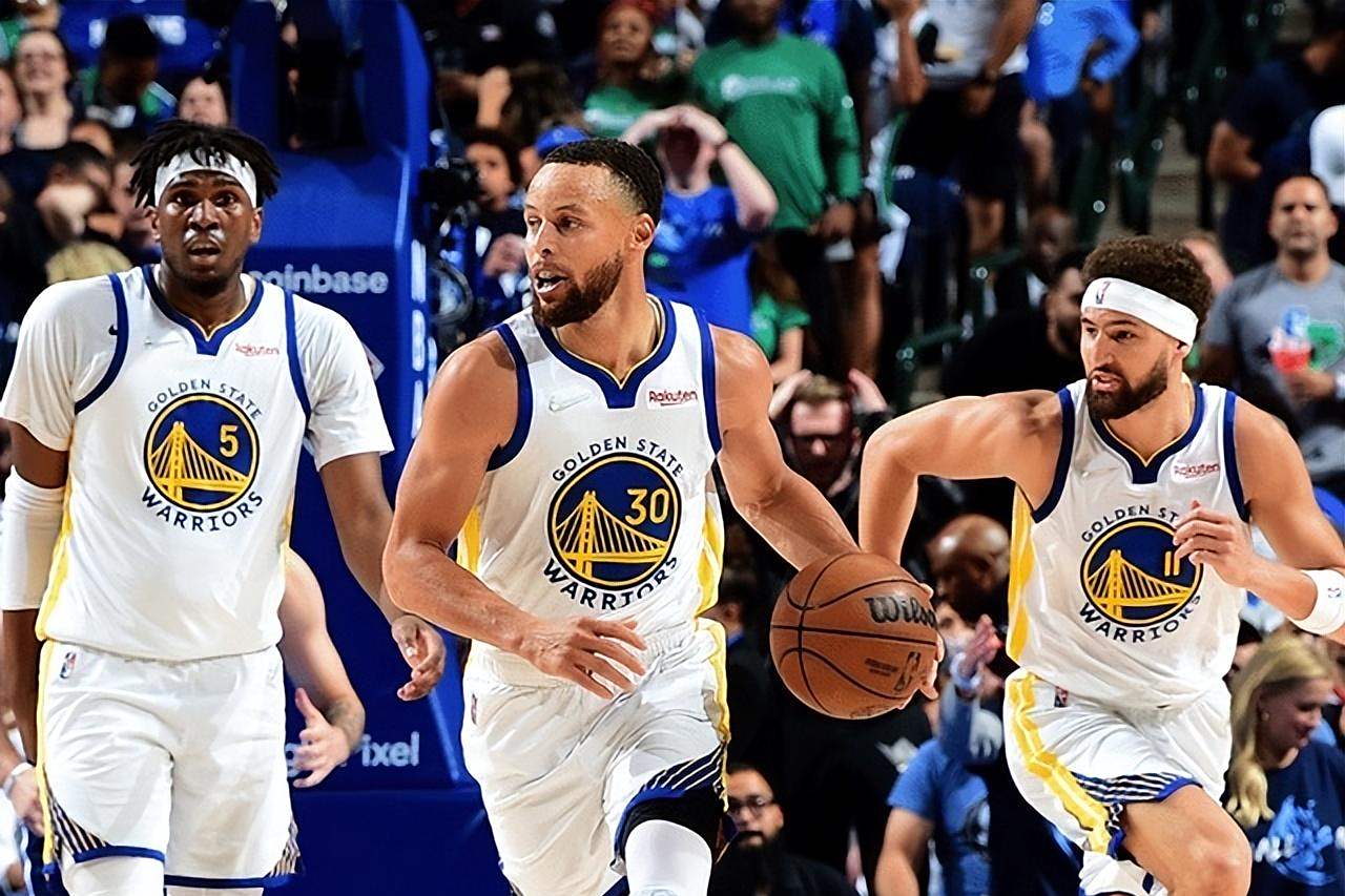 继续火热状态！陈盈骏半场8中7&三分6中5砍下21分 首节12分（陈盈骏延续火热手感：半场8投7中、三分6投5中斩获21分，首节独得12分）