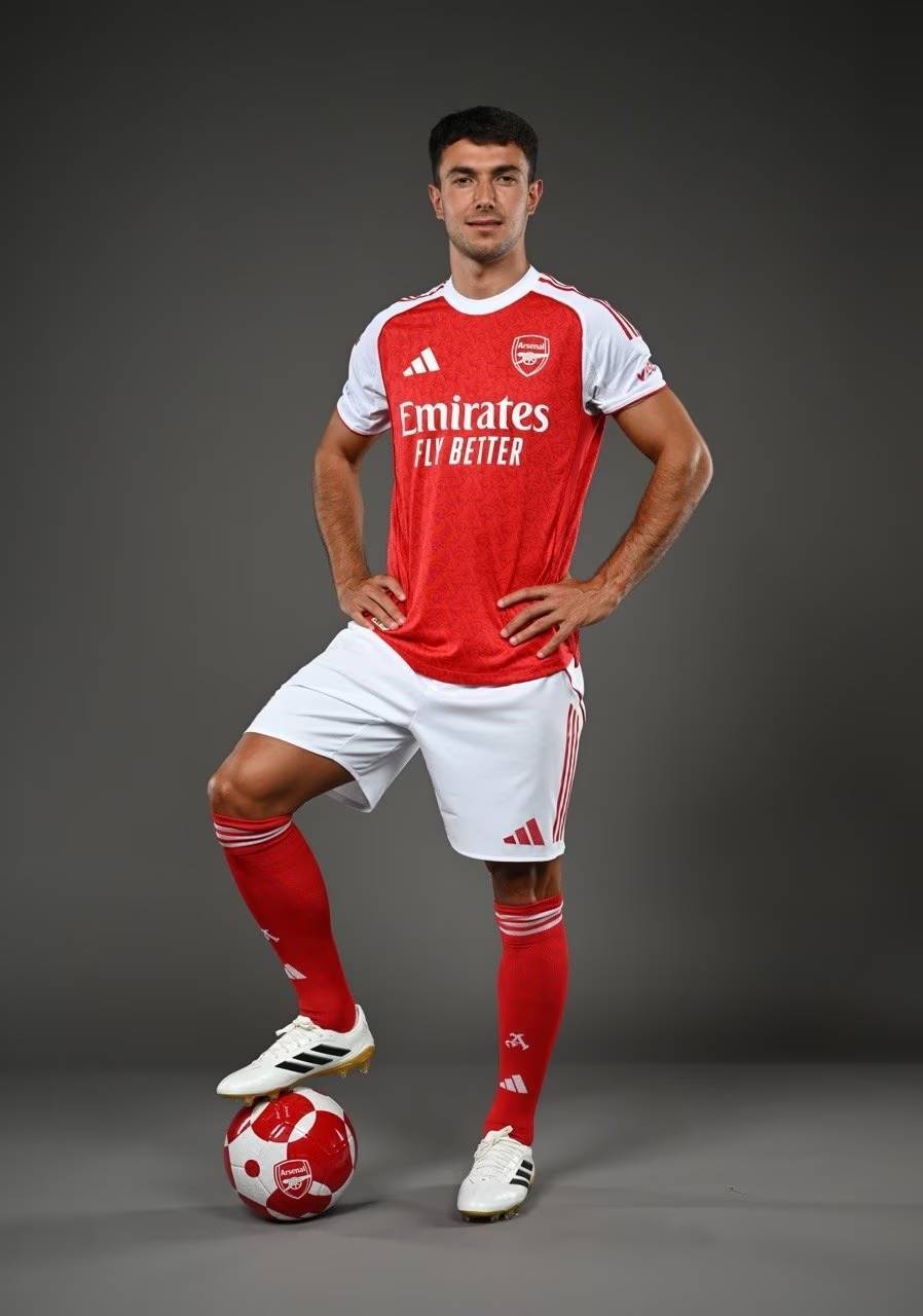 英超三强本轮欧冠比赛日小结English tea...（欧冠本轮速览：英超三强赛况小结）