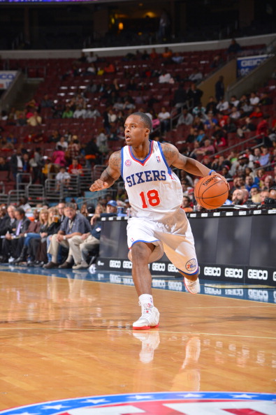 巴萨手握4球杀死晋级悬念 次回合或平局收场（巴萨四球优势几乎锁定晋级 次回合或以平局收尾）