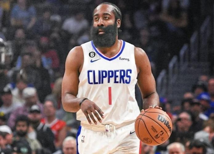 梅州客家凭韧性拿下关键分（梅州客家凭韧劲收获关键一分）