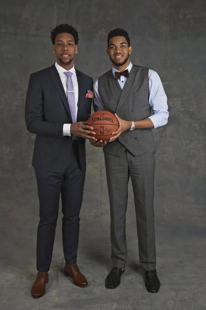 比利亚：西班牙前国脚奎尼是西班牙足球历史上最伟大的射手（比利亚盛赞奎尼：西班牙足球史上最伟大射手）