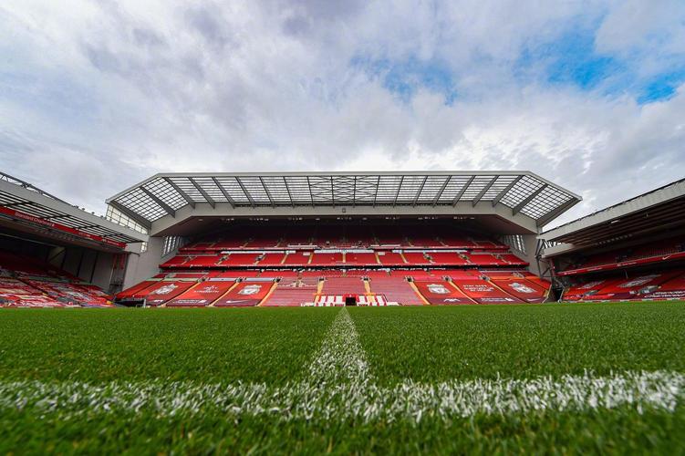 半场战报：国米1-1维罗纳，泽林斯基破门，焦瓦内追平比分（半场速递：国米1-1维罗纳，泽林斯基先破门，焦瓦内扳平）